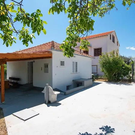 Ferienhaus Fuer 4 Personen Ca 50 Qm In Orebic, Dalmatien Sueddalmatien Nyaraló